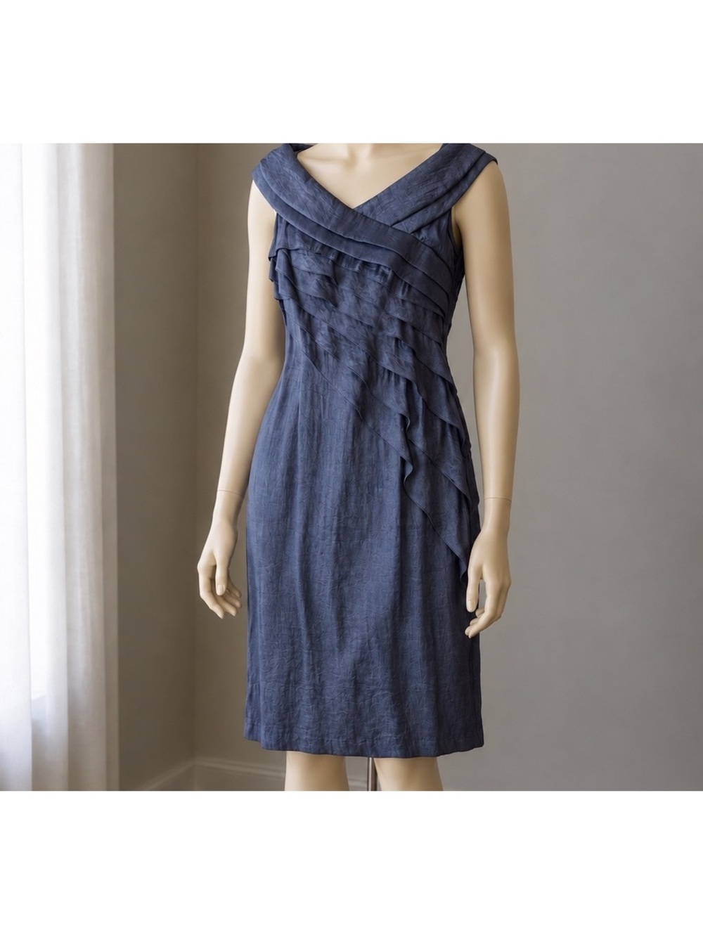 Dressbarn Collection Dress Womens 14 Navy Blue Ruffle Sheath Cocktail Sleeveless